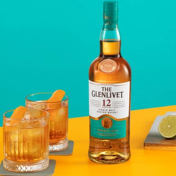 the-glenlivet-12-year-old-next-to-cocktails-3-aspect-ratio-1-1